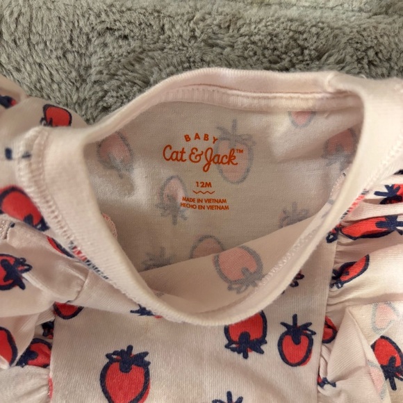 Cat & Jack 12 Months Strawberry Ruffle Romper & Headband, Jumpsuit Summer - Picture 5 of 8